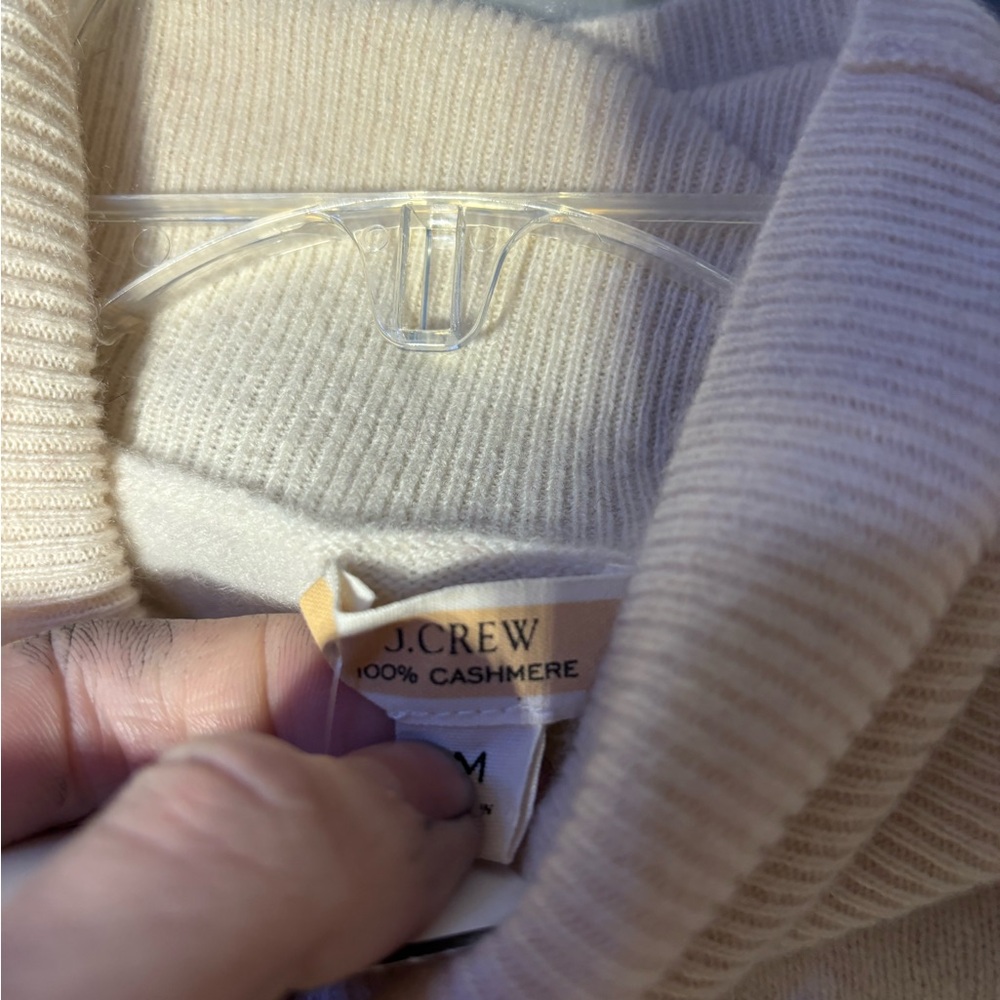 J.Crew Relaxed-fit Cashmere Turtleneck Sweater Size Medium - Picture 4 of 6